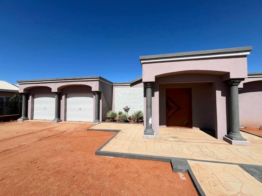 3 Bedroom Property for Sale in Flora Park Northern Cape